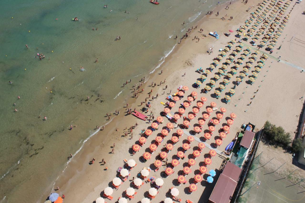 Residence Village Lido Del Gargano 罗迪-加尔加尼科 外观 照片